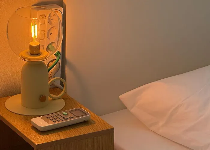 Appartement Hangang Park 2 Minutes Mangwon Market 5 Minutes Mangnidan-gil 5 Minutes Mangwon Station 10 Minutes Yg Entertainment Hongdae Hapjeong 6 People *