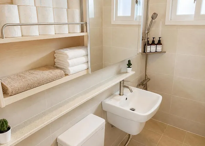 Appartement Hangang Park 2 Minutes Mangwon Market 5 Minutes Mangnidan-gil 5 Minutes Mangwon Station 10 Minutes Yg Entertainment Hongdae Hapjeong 6 People