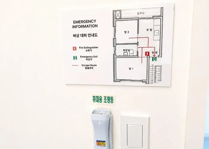 Appartement Hangang Park 2 Minutes Mangwon Market 5 Minutes Mangnidan-gil 5 Minutes Mangwon Station 10 Minutes Yg Entertainment Hongdae Hapjeong 6 People *
